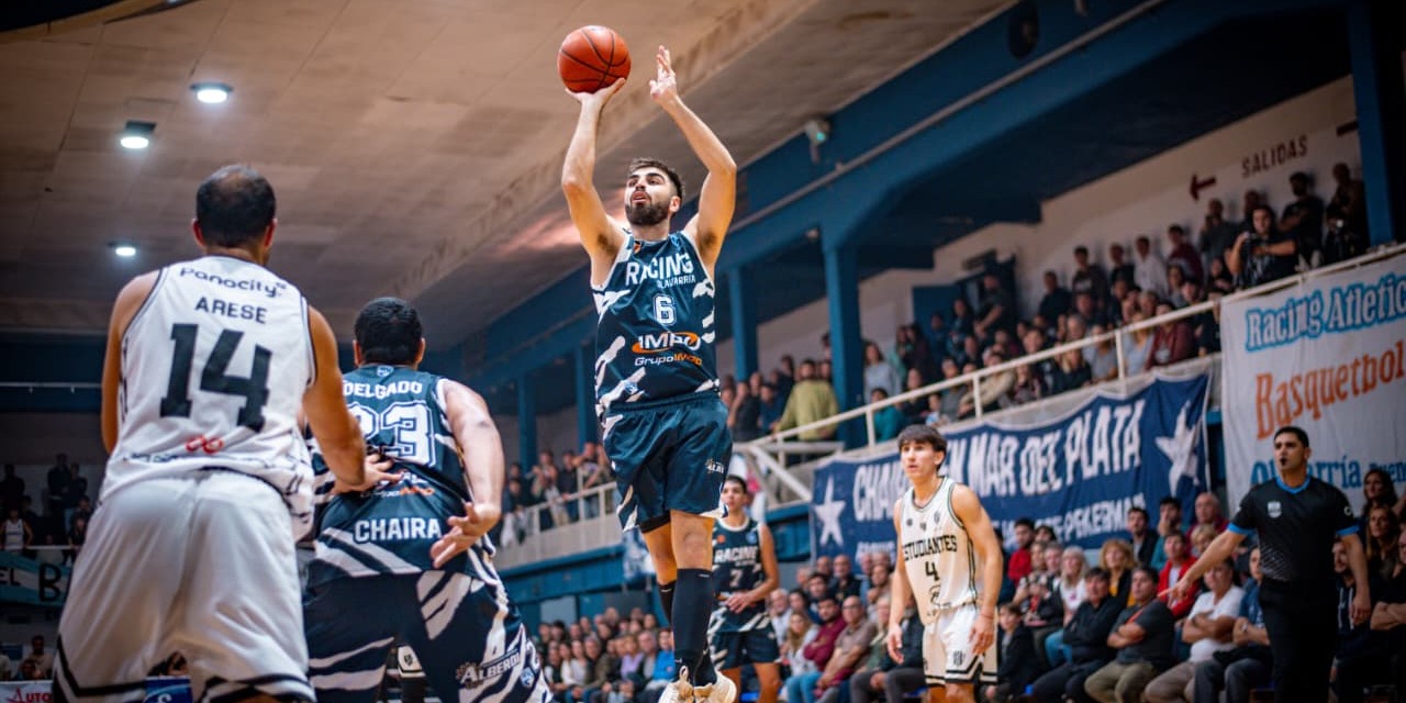 Racing se qued� con el cl�sico y desat� la fiesta en el Parque Olavarr�a